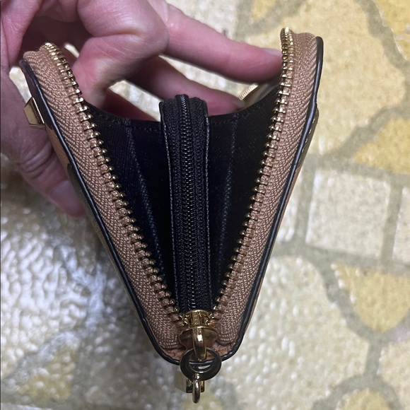 Like new Rebecca Minkoff Brown and Black Dot leather Wallet - Picture 11 of 16